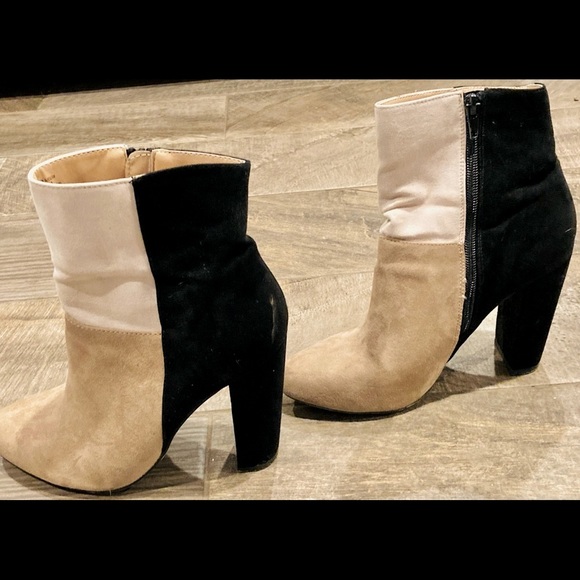 Women’s Boots, Size 7